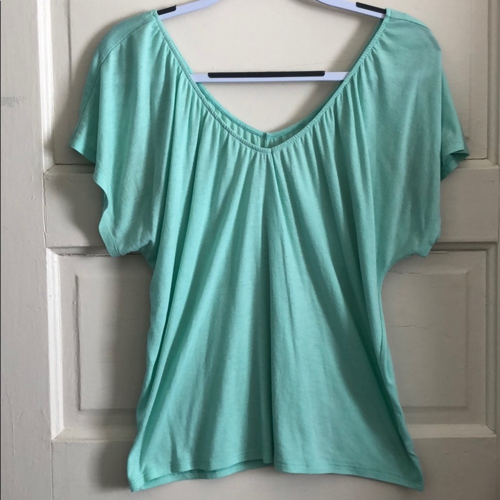 American Eagle small mint top, flowy, v-neck